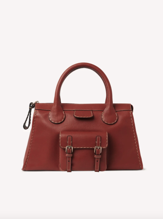 Edith Day Bagg用上水牛皮來提高手袋的堅固性