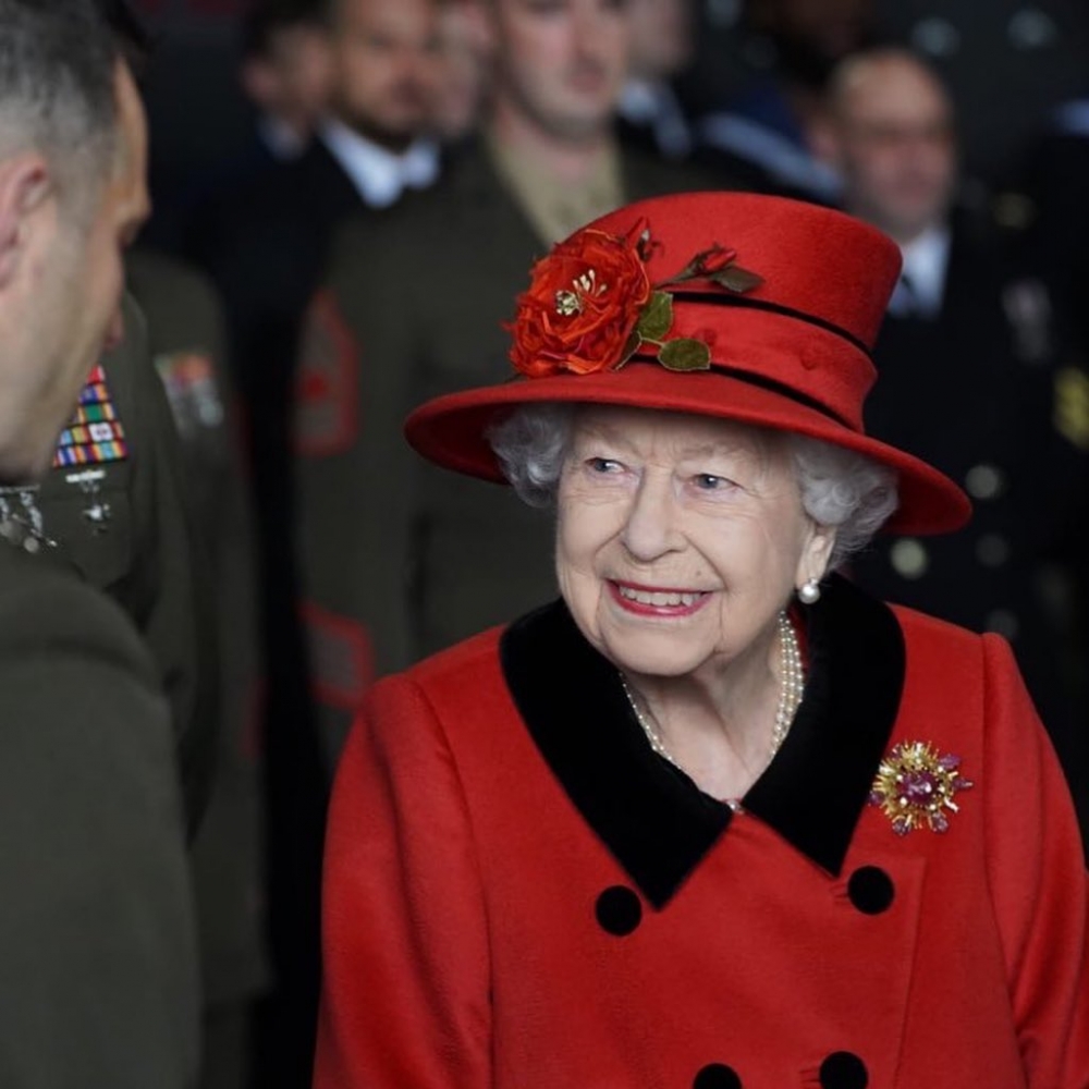 英女王的珍珠項鍊:女王沒有它就不出門,因為項鍊代表著爺爺的愛