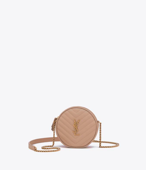 Saint Laurent的圓型相機包一向也是專櫃熱銷款式