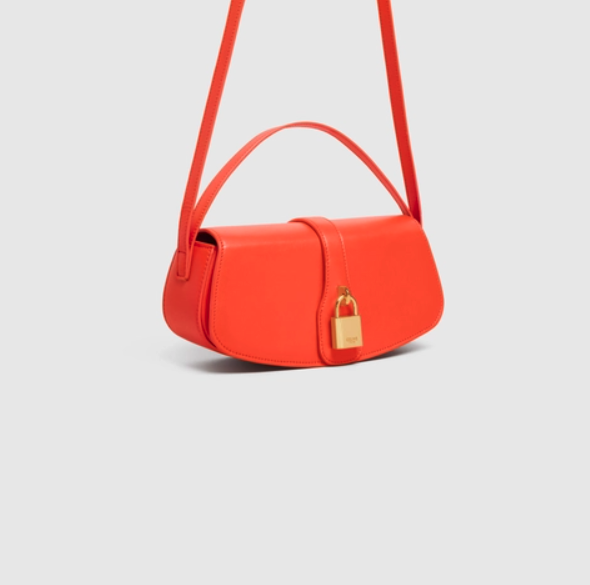 Tabou系列推出的迷你Cutch款也有亮橙色的選擇