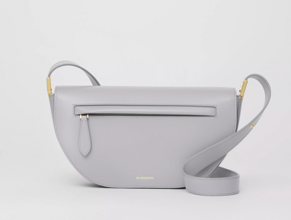Burberry的熱賣款2021新色灰色半月包