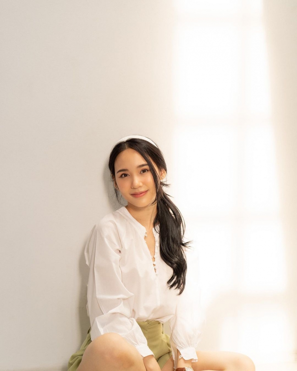 一開始扮演年輕漂亮的女孩,後來,必須展現出超高難度的演技,連兩位導演都一致認同,只有Narilya Gulmongkolpech才能詮釋這個角色。