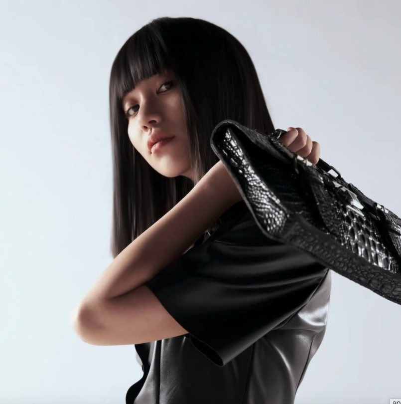 劇《莫測高深一女生》中的Chicha Amatayakul、Chanya McClory