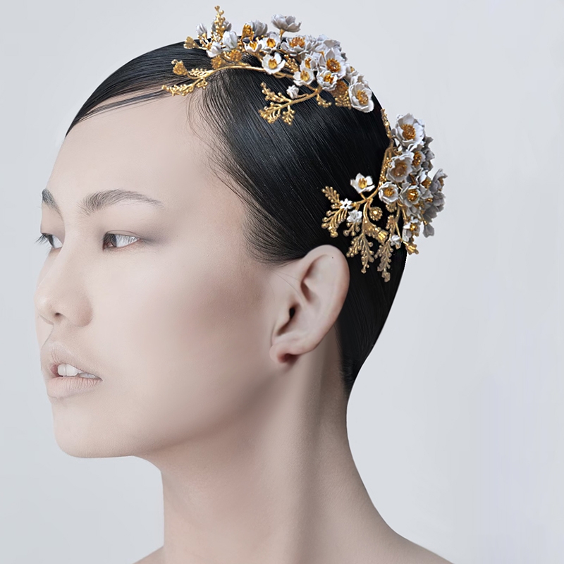 在泰國是小有名氣的配飾設計品牌Sarran