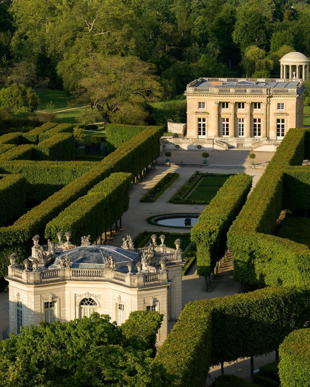 凡爾賽宮酒店-綠意盎然美景