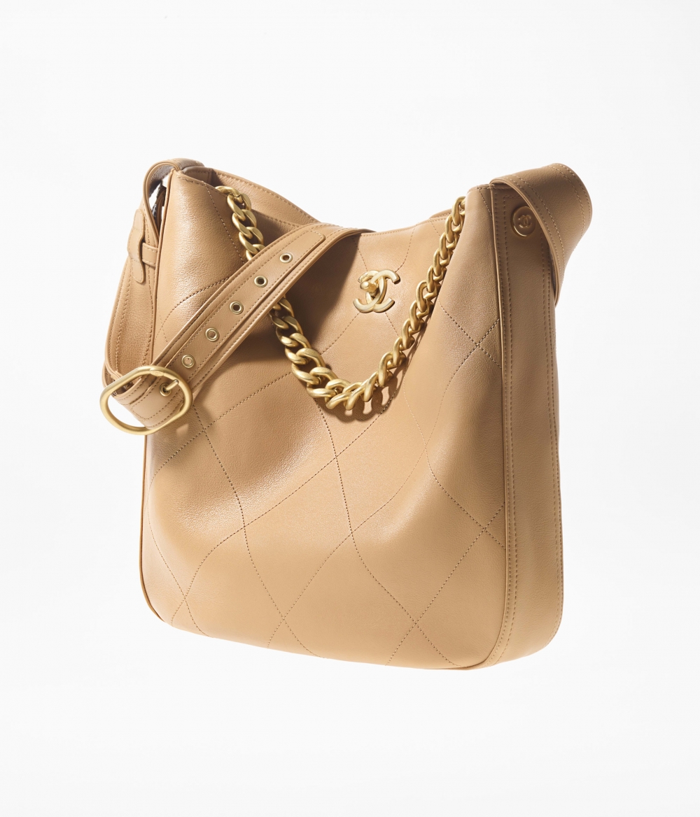 CHANEL Maxi Hobo Bag