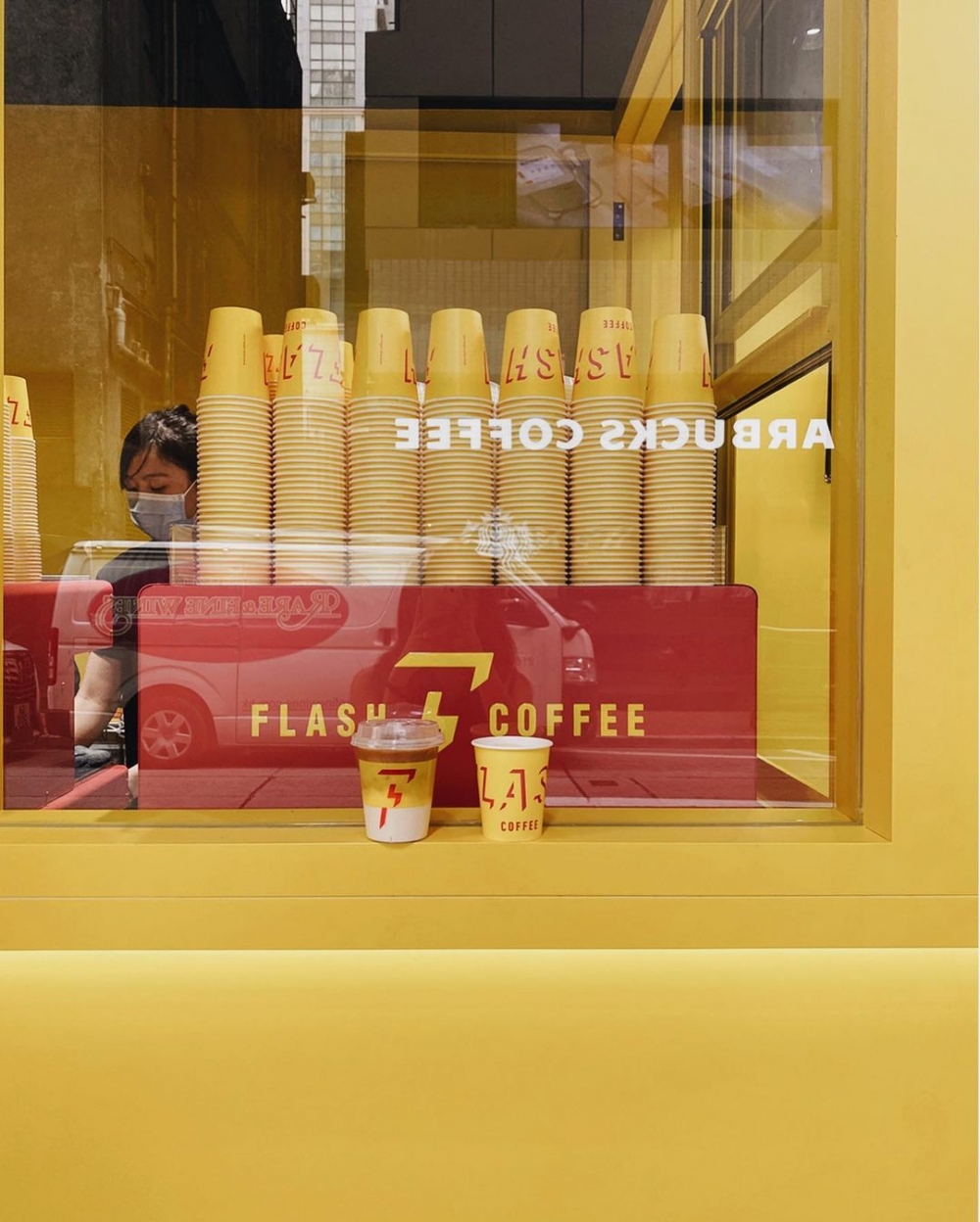 從新加坡到香港的咖啡之旅Flash Coffee