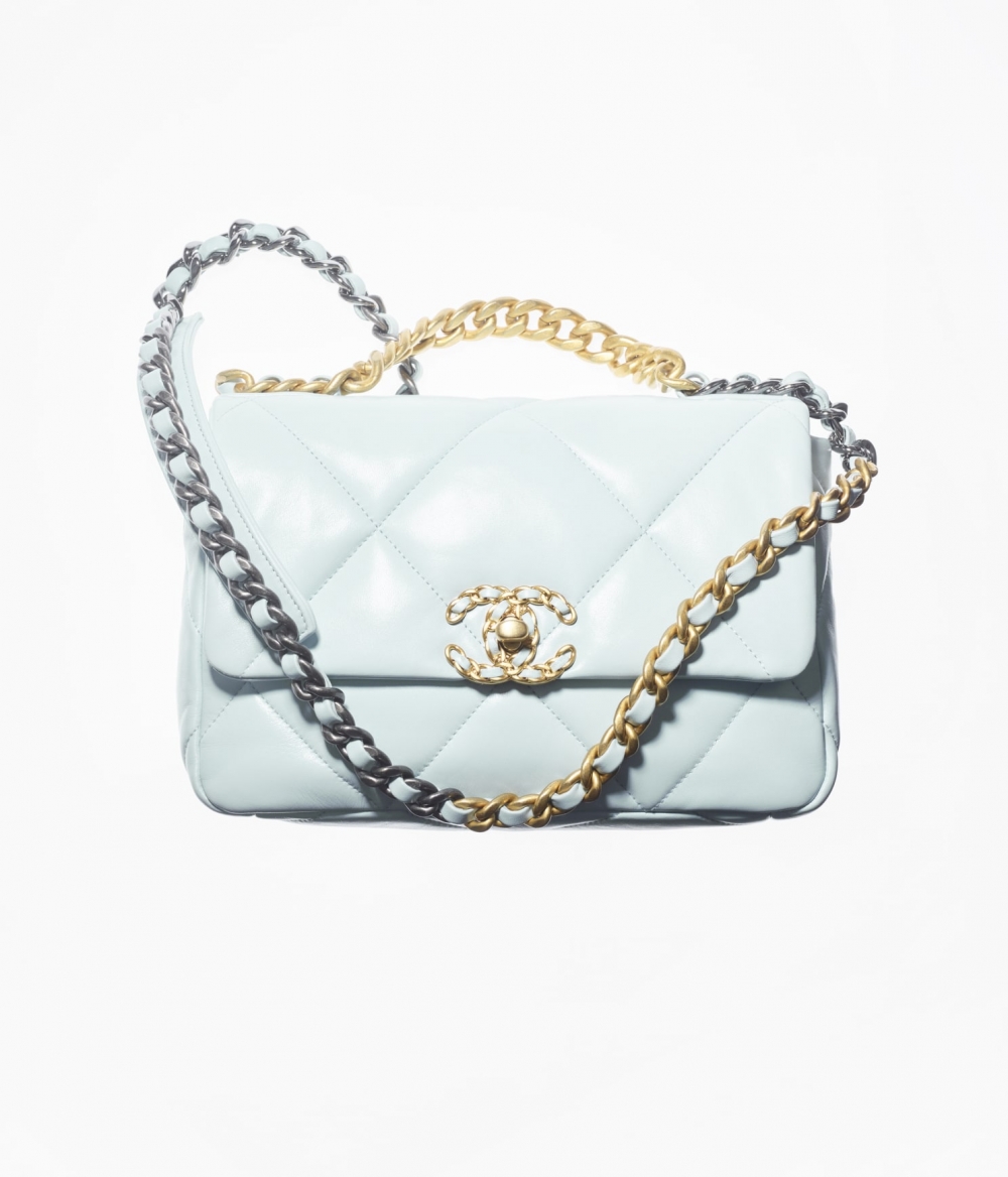 CHANEL 19 Handbag