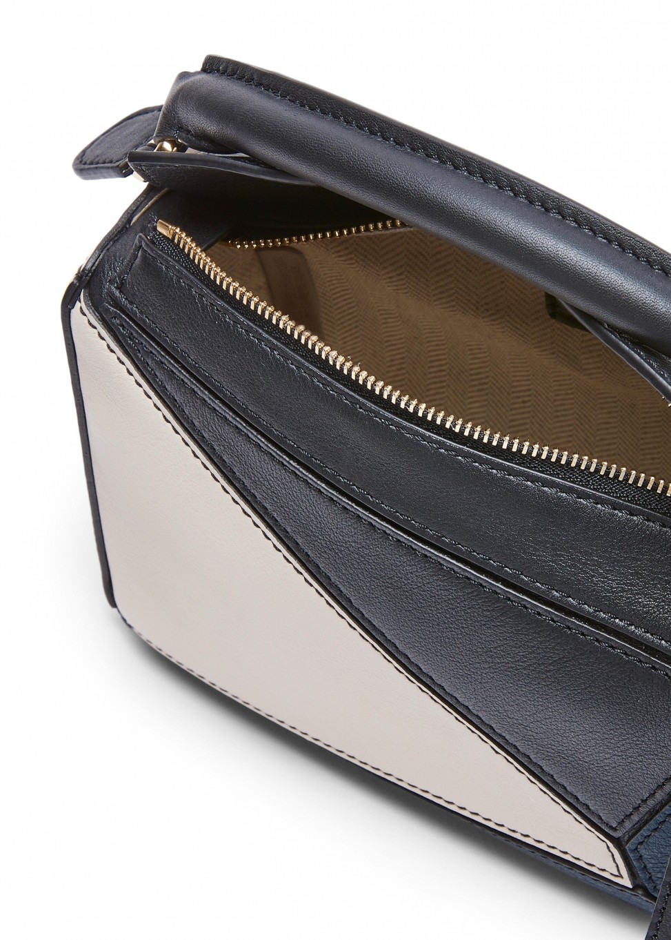 LOEWE Small Puzzle Bag2021秋冬沈穩配色