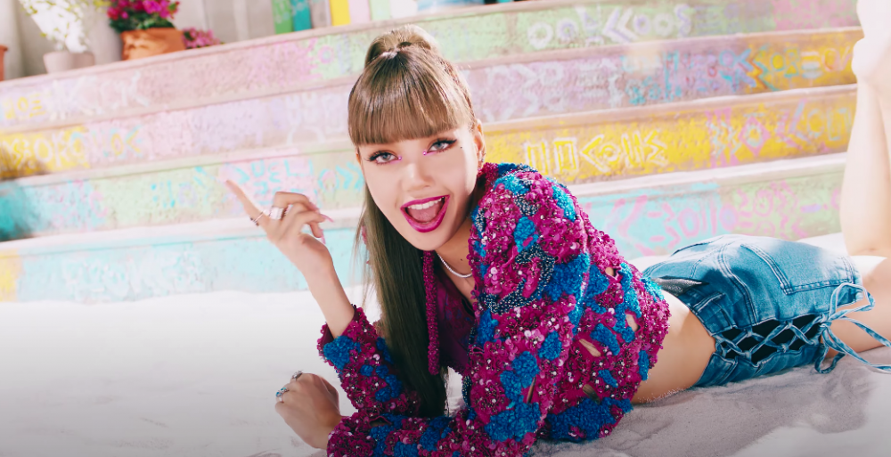 來自泰國有著瑞士混血血統的Lisa