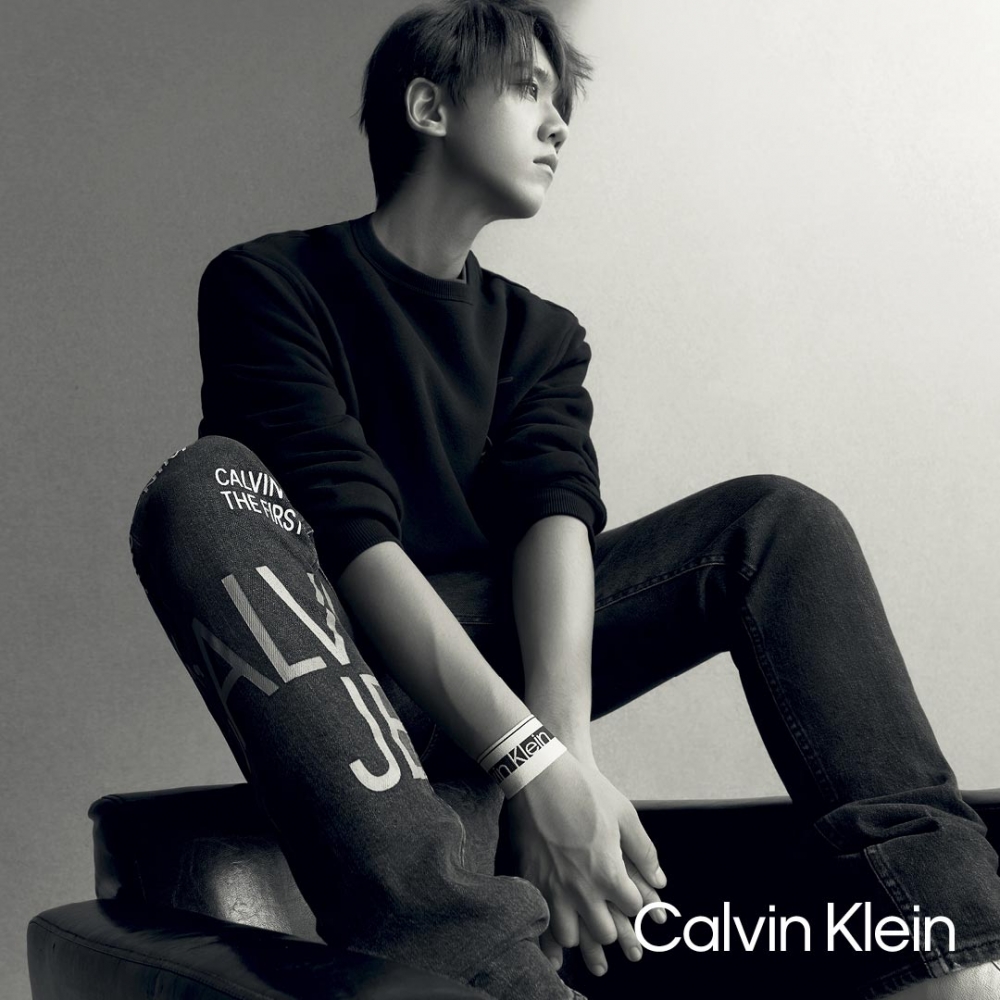 Calvin Klein再度帶來大家意想不到的彩蛋,送上Ian Chan (陳卓賢)和Keung To(姜濤)的廣告照