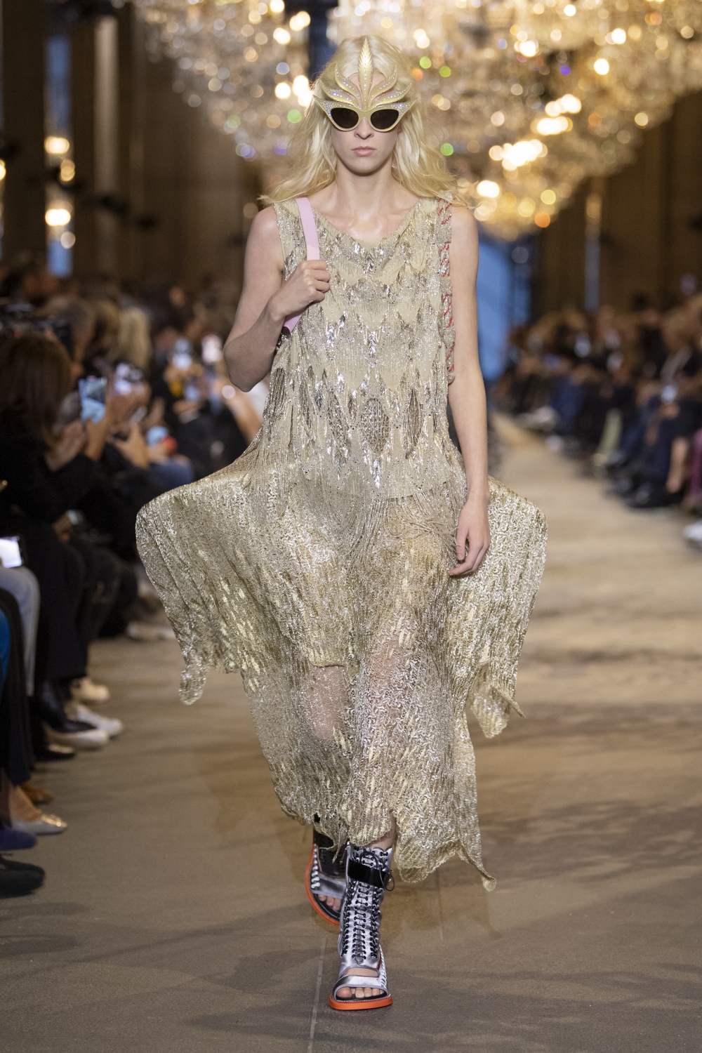 Louis Vuitton SS22 | 過去、現在和未來時間交疊處