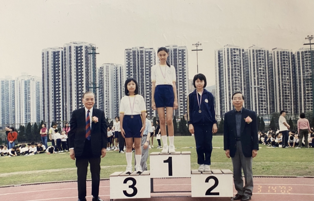 Louise和梅艷芳一樣在單親家庭中長大