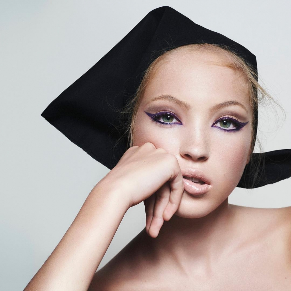 16歲,便成為Marc Jacobs Beauty的代言人