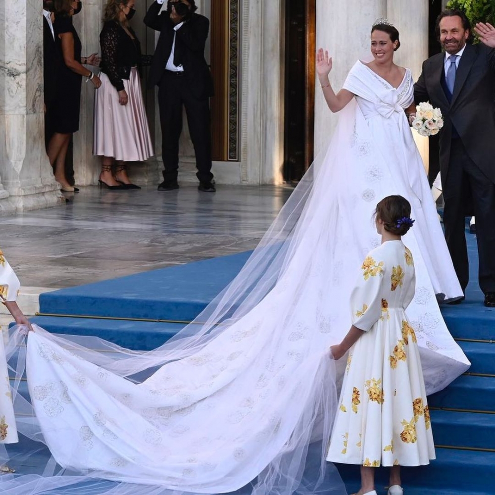 身穿CHANEL的她,散發出了高雅的氣質