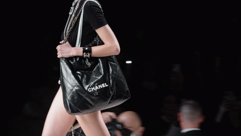 CHANEL相當罕見的皮革 Shopper Bag,