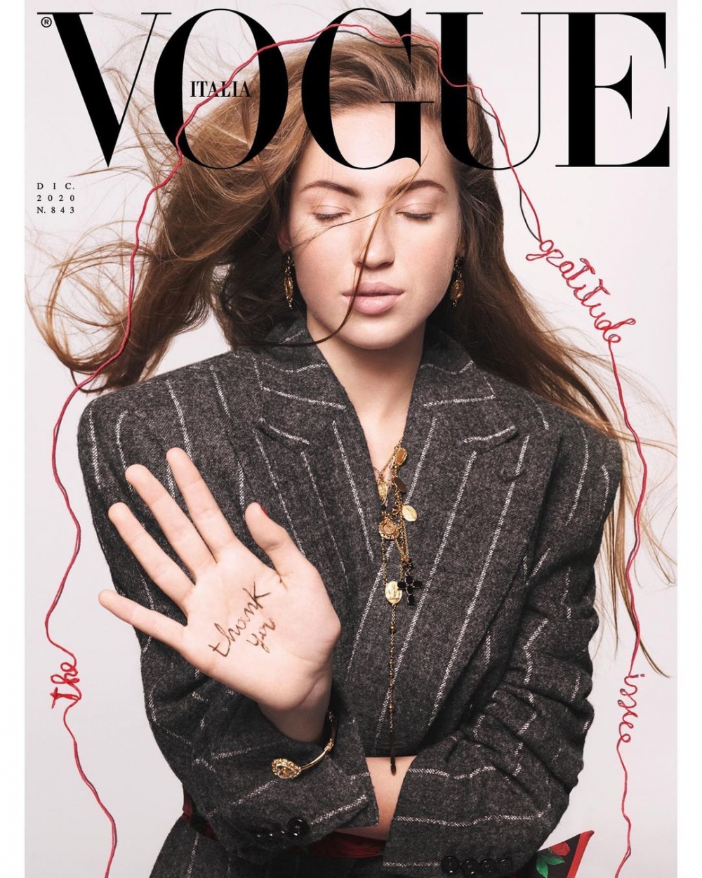 在2020年,Lila Moss也獨自登上義大利版《Vogue》12月封面