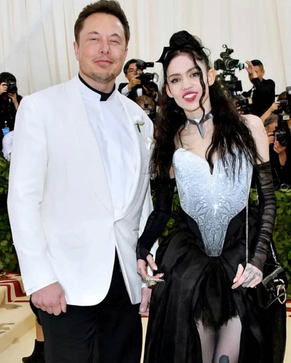 與Tesla與SpaceX的創辦人Elon Musk的3年戀情