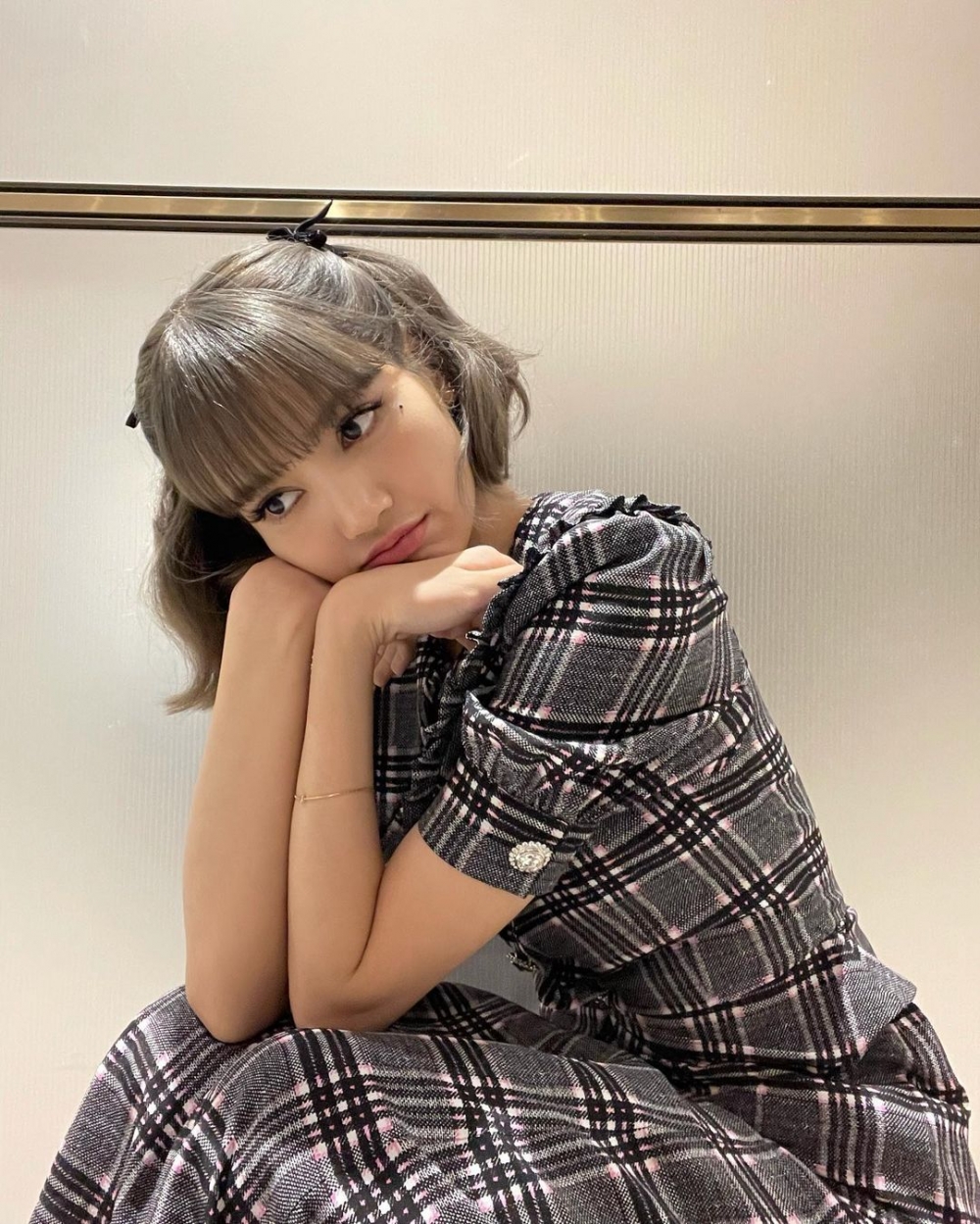 2021秋冬髮色|氣質輕盈金屬褐茶色
