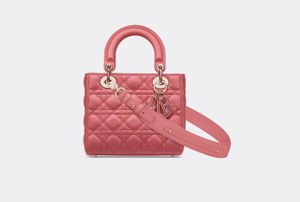 Dior的粉色lady dior 非常的優雅又迷人,時髦破表