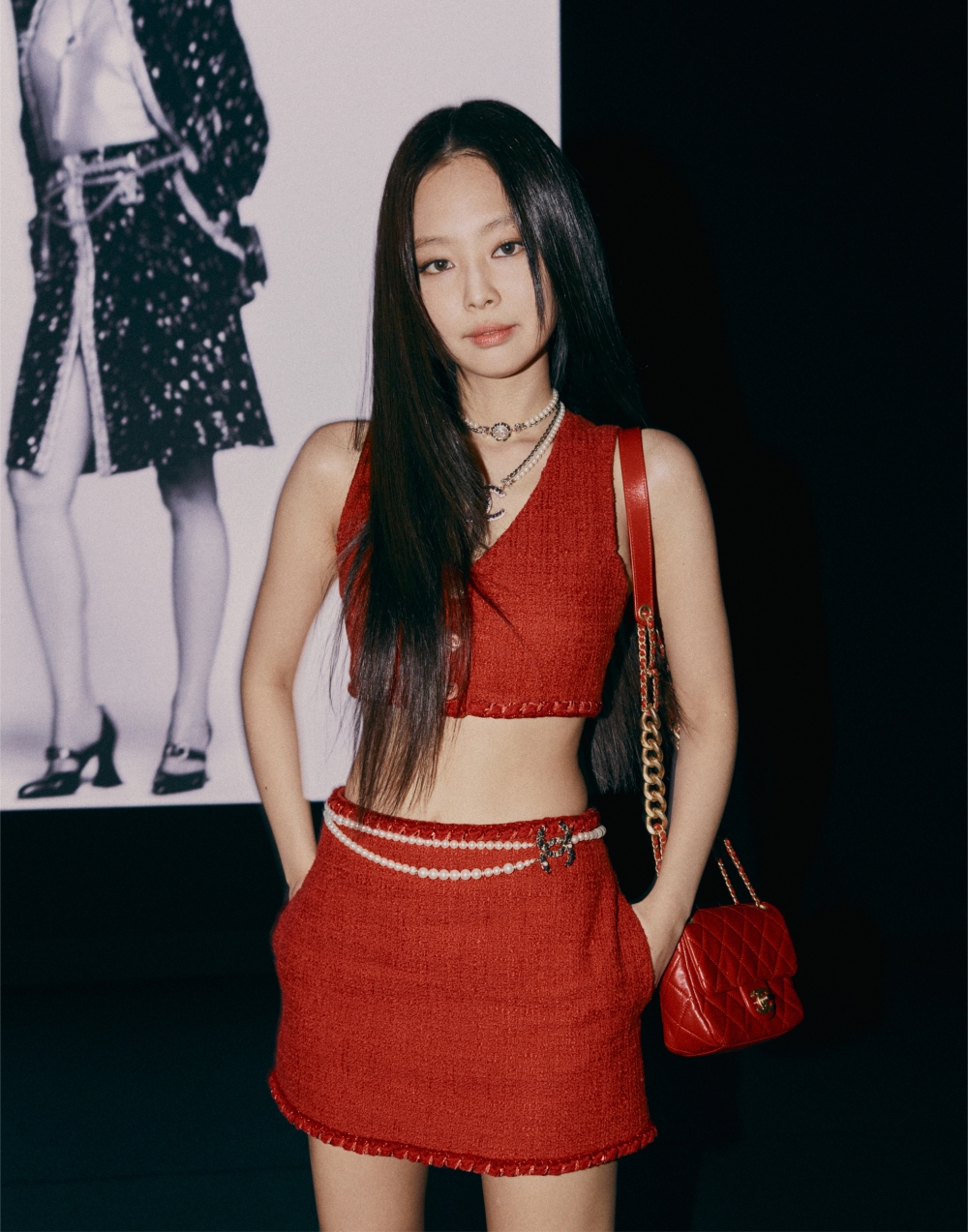 在2022年春夏巴黎時裝週上,最大的亮點莫過於女團BLACKPINK的三位成員的登場。