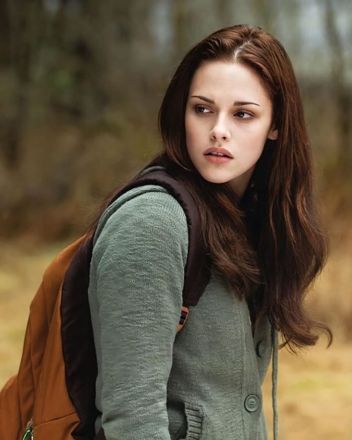 從暮光之城開啟了她的演藝生涯,她一步一步前進