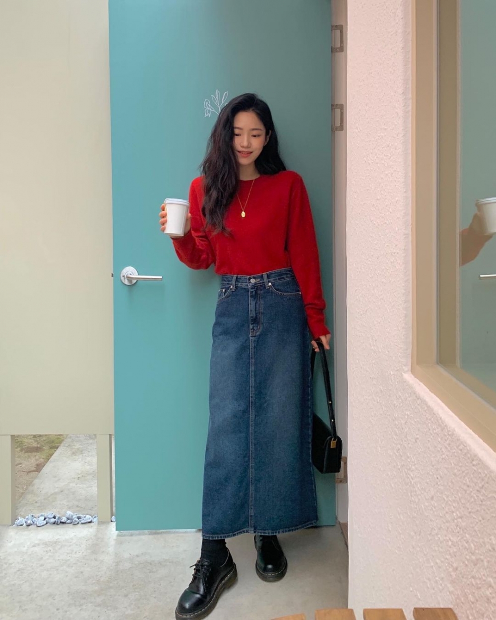 膝蓋以下的長裙,溫馴氣質的保證