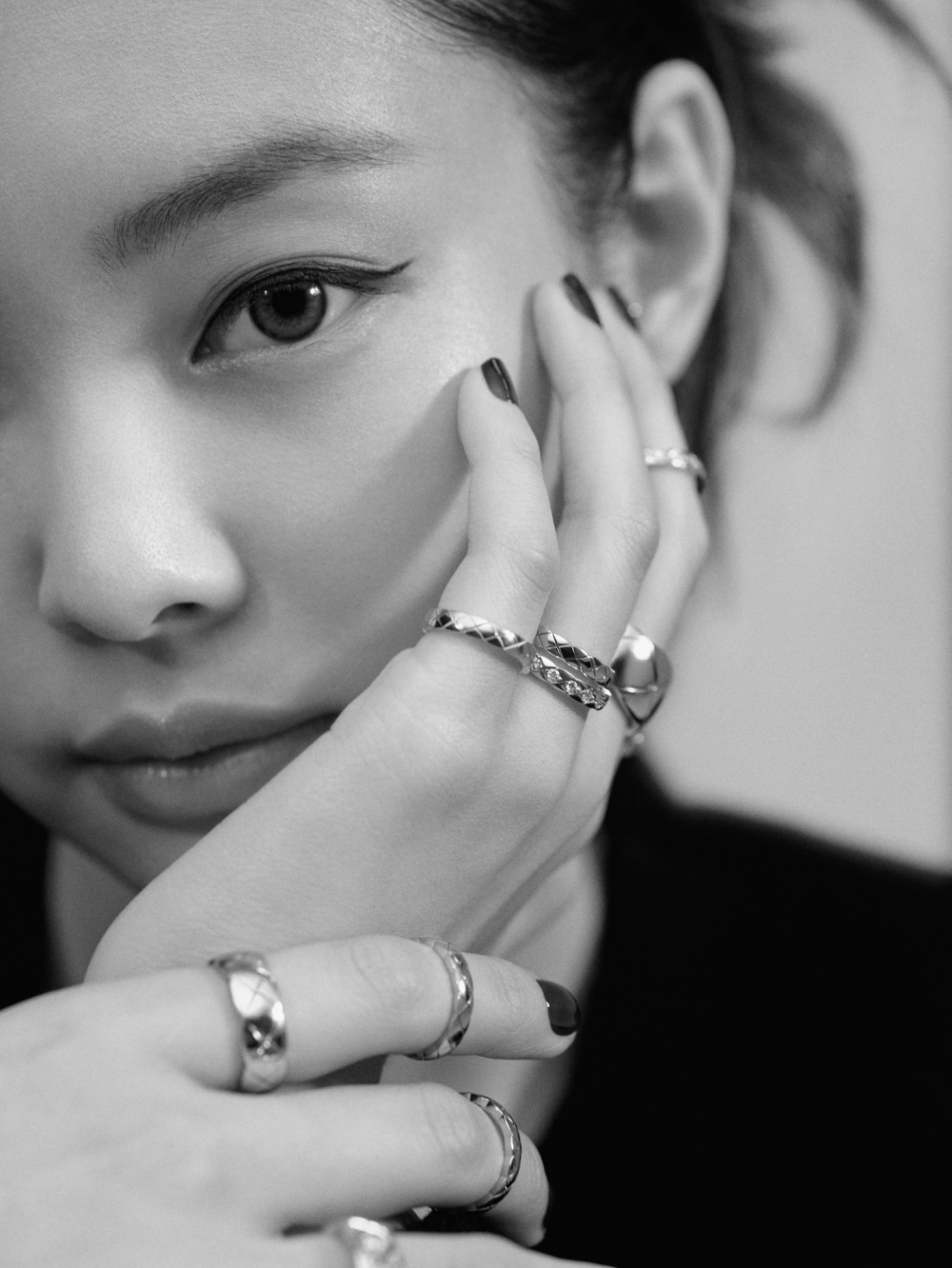 CHANEL又宣佈Jennie將會參與即將推出的全新Coco Crush廣告