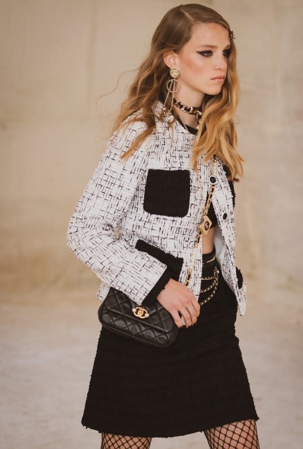 CHANEL 2021/22 Cruise Small Flap Bag