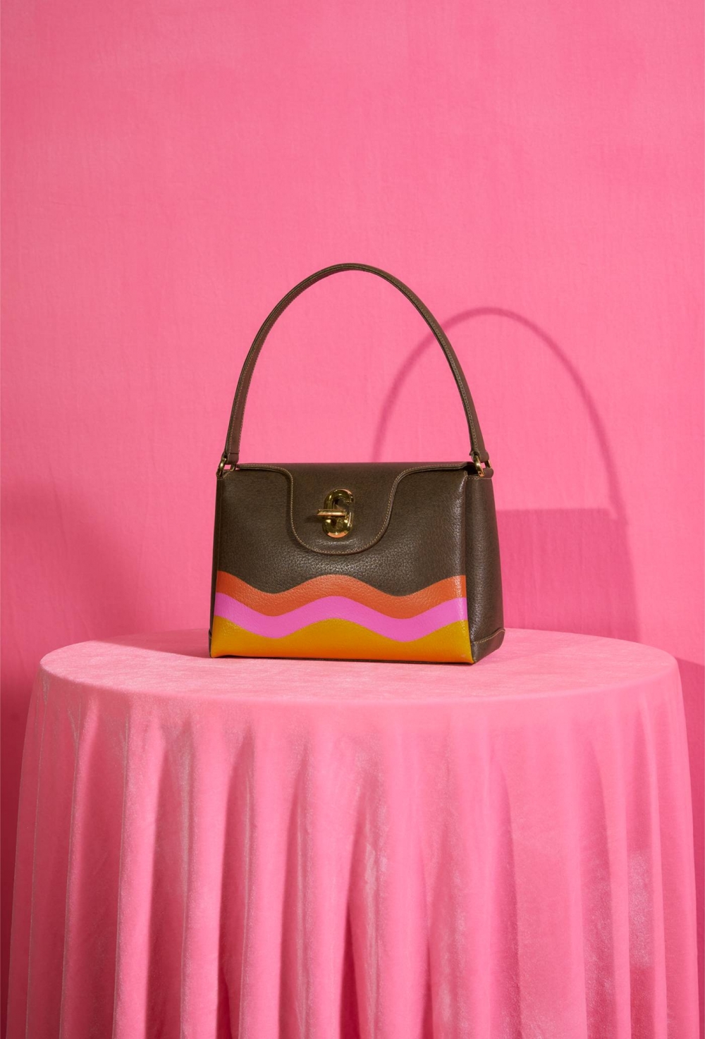 這款Vintage Leather Handbag, 1980s,能讓你與它一起寫下新的故事。