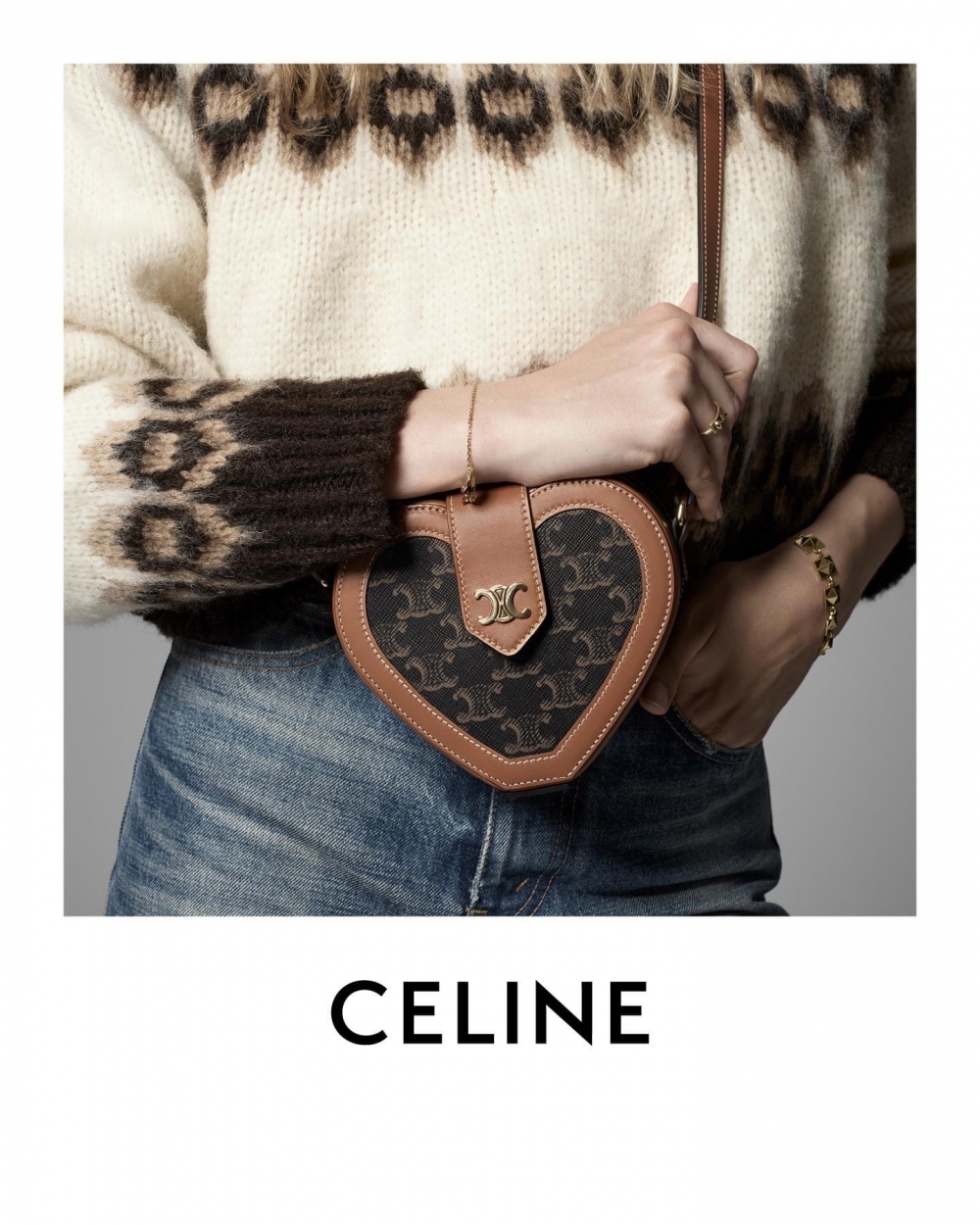 CELINE極簡美學,抓住不少時髦女人的眼光。