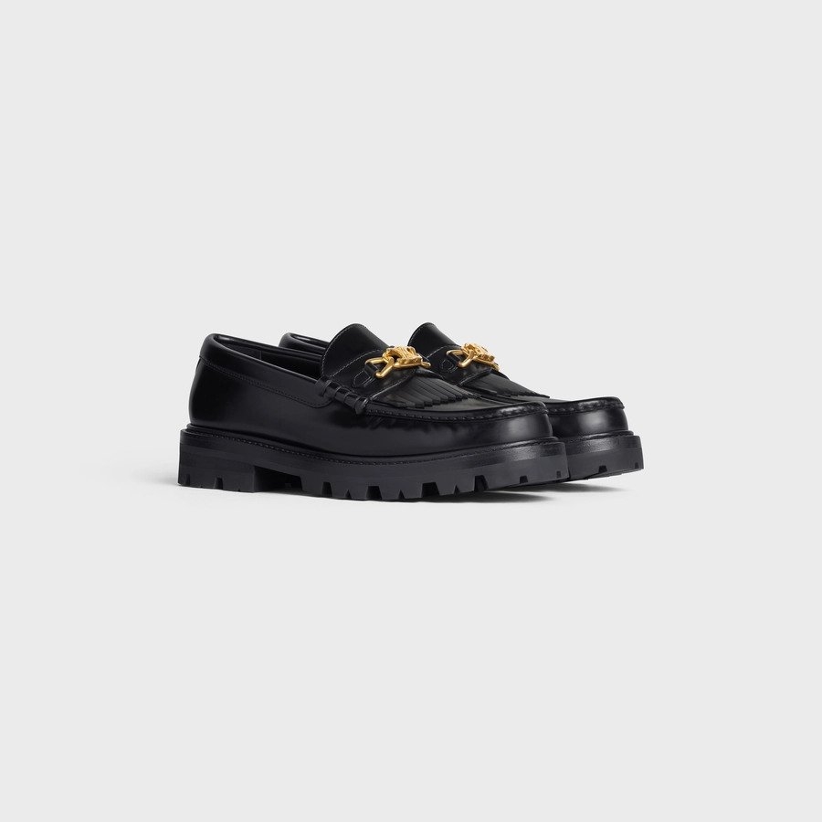 CELINE Margaret Loafer,即是一眼就能認出品牌的別緻簡約設計。