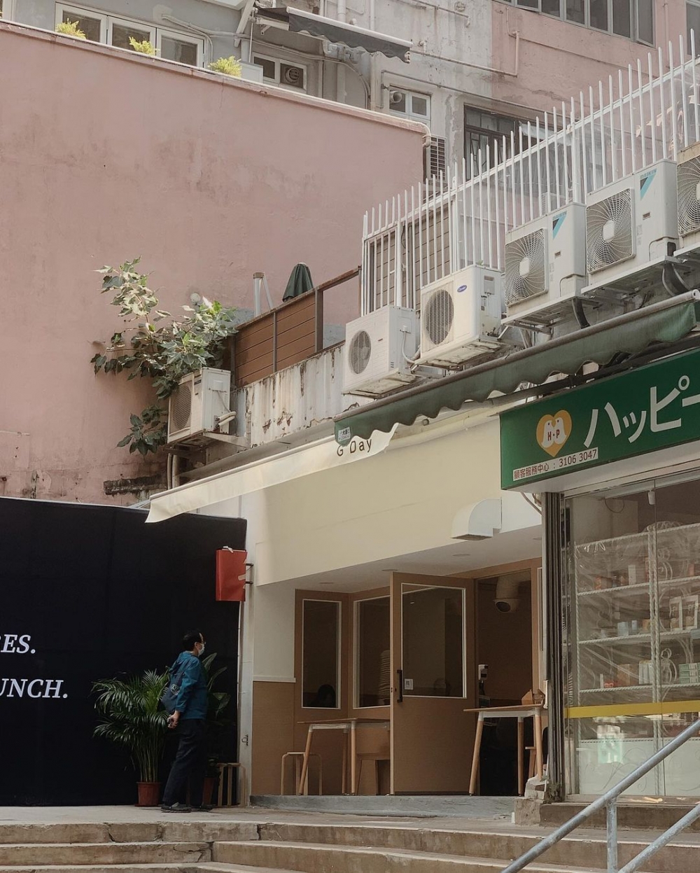 簡約店舖裝潢，獨有的澳洲悠閒清新風格落在西環。