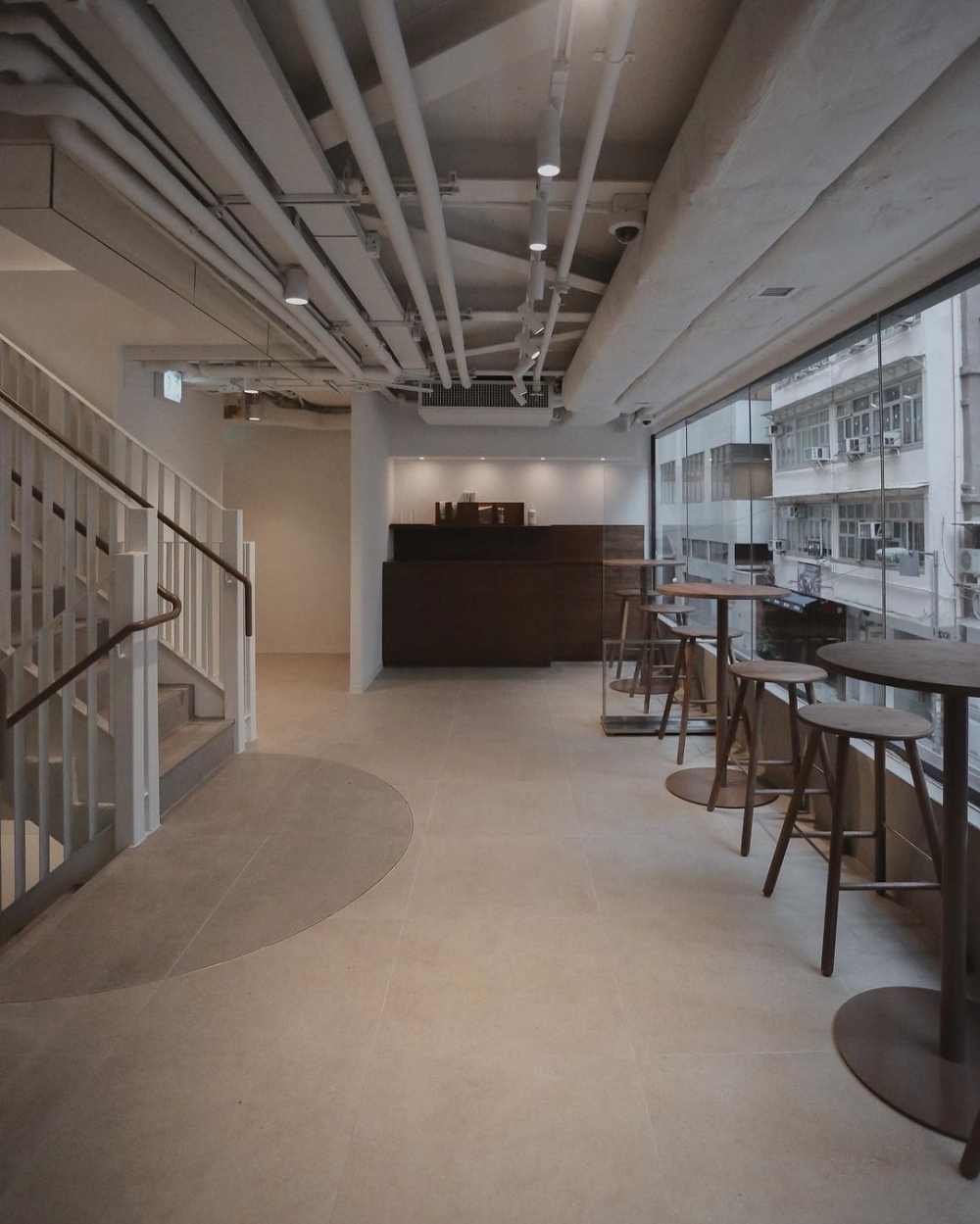 不只是單純的藍瓶咖啡被追捧,店內精緻裝潢令人欲罷不能。