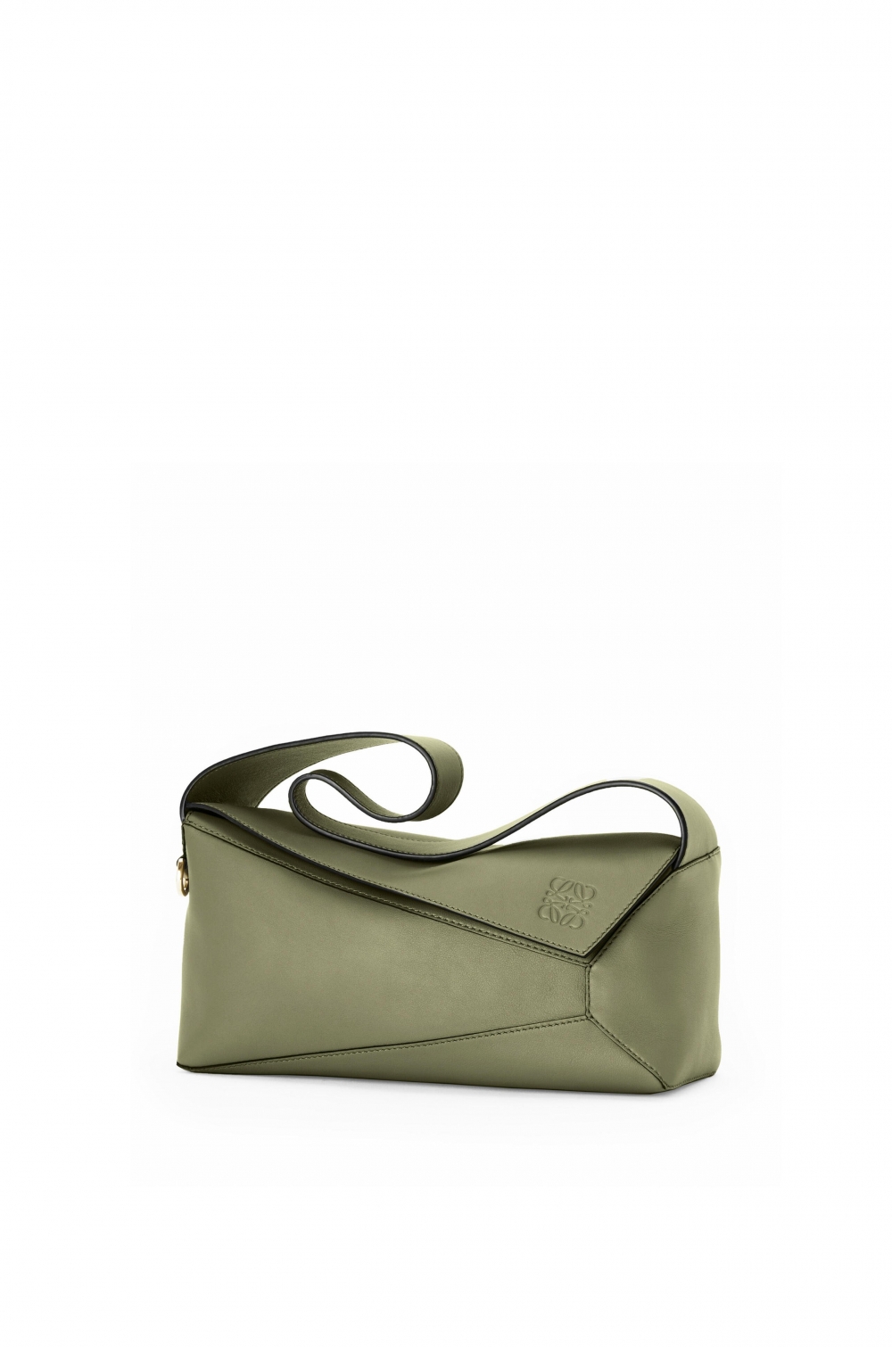 全新Puzzle Hobo Bag,延續細膩精湛的經典。