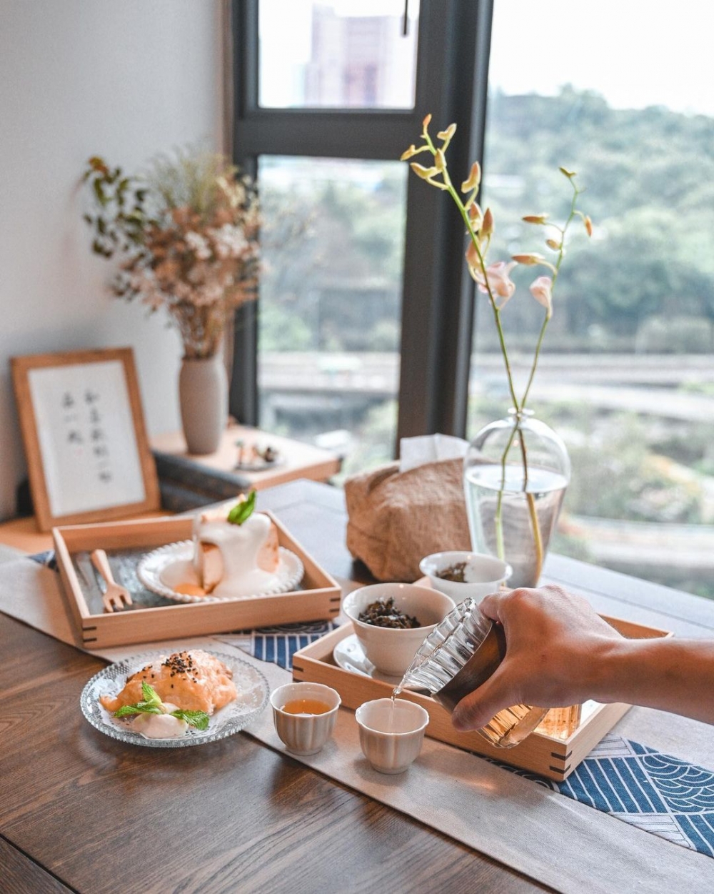 久沒喝上一壺好茶的人,得加緊腳步前往拜訪。