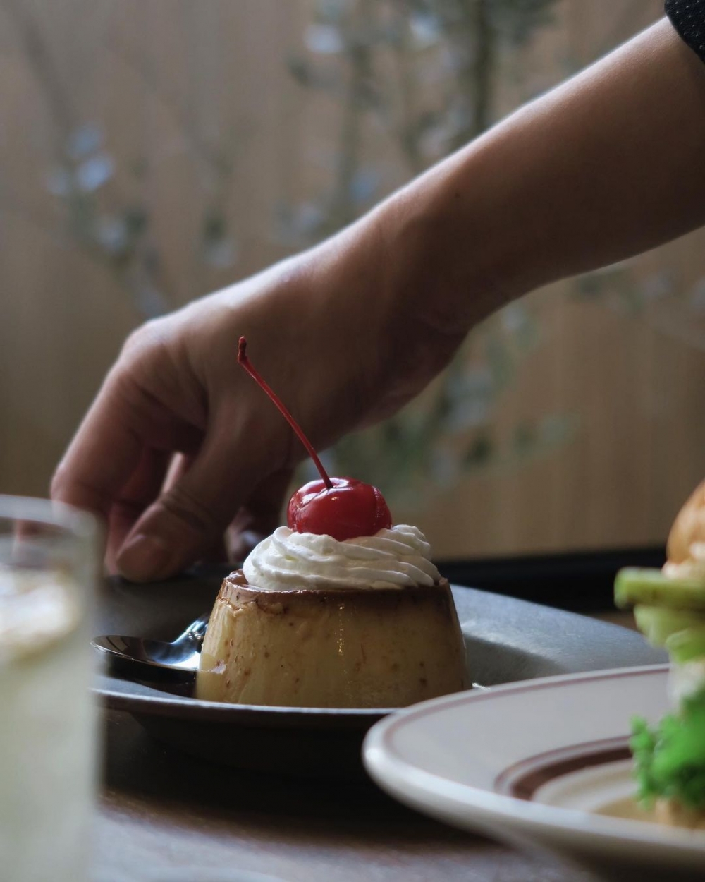 除了有鹹食之外,店內的甜點也有著療癒的外型。