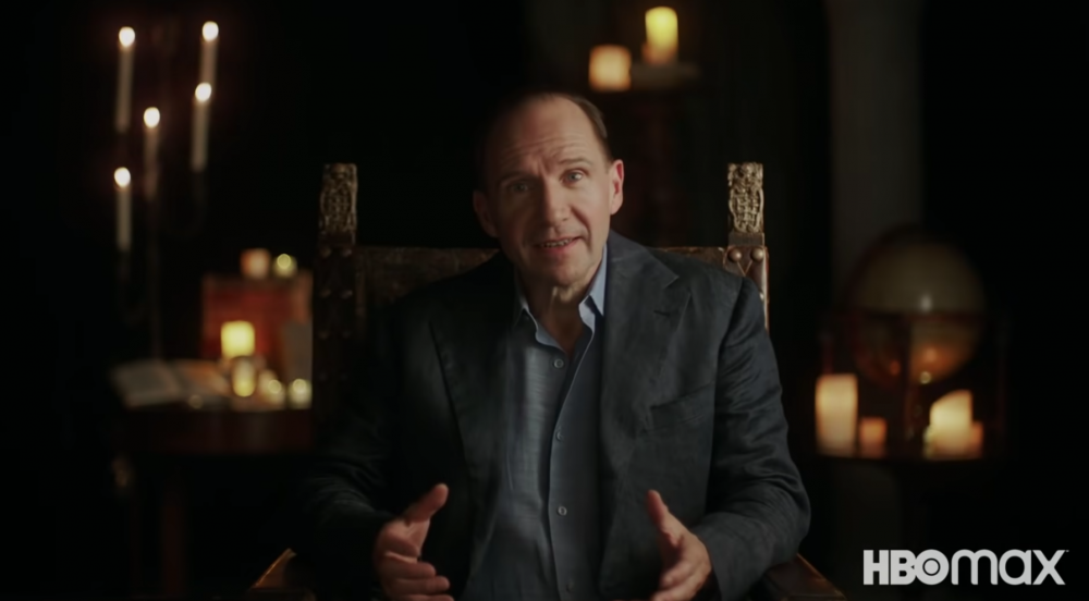 飾演飾演Lord Voldemort(佛地魔)的Ralph Fiennes也出現在預告片段中。