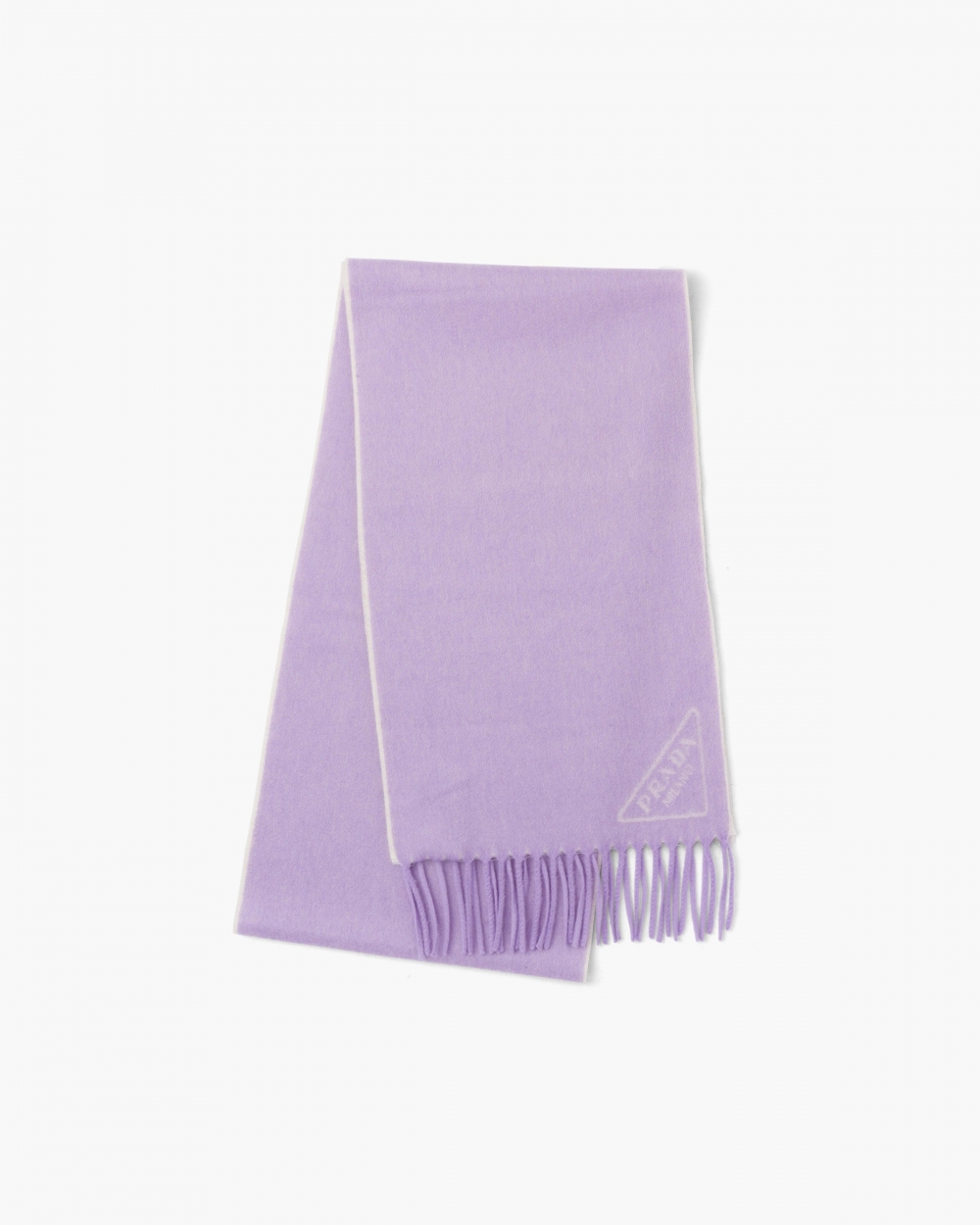 Prada Double Cashmere Scarf,點亮烏黑黑的冬季大衣。