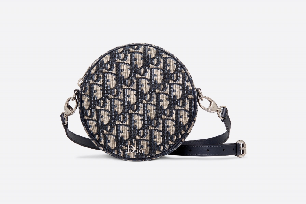 全新Dior Baby Ball Bag,隨著Oblique提花變奏。