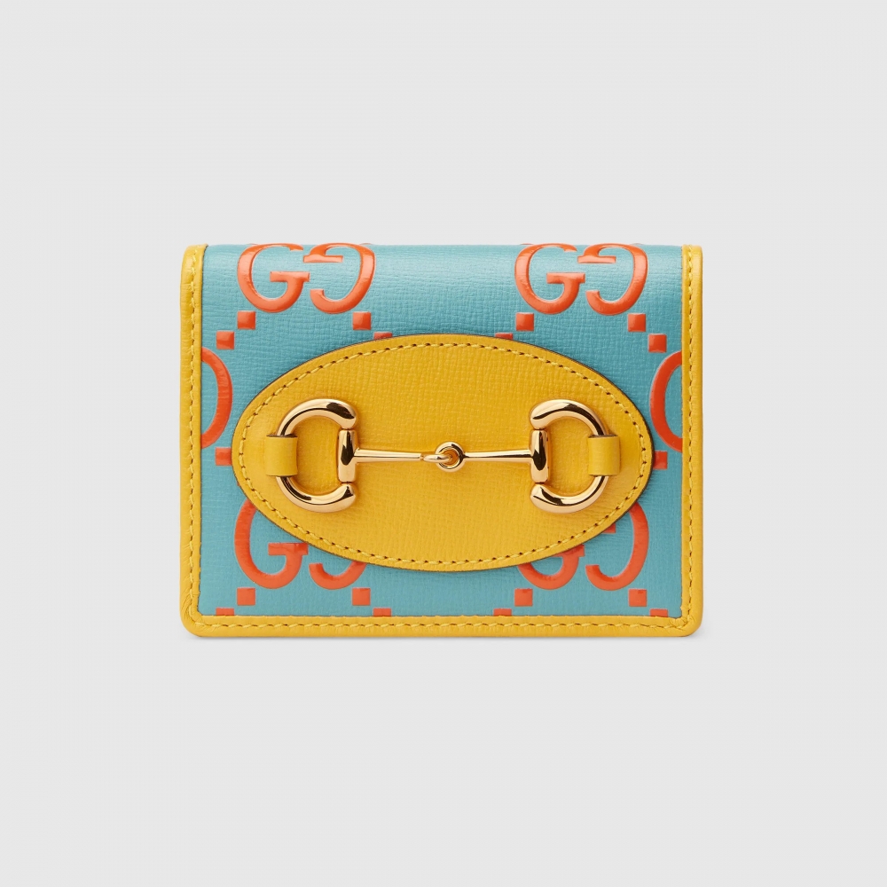 Gucci Card Case Wallet交織淺藍色以及紅色GG徽標而成。