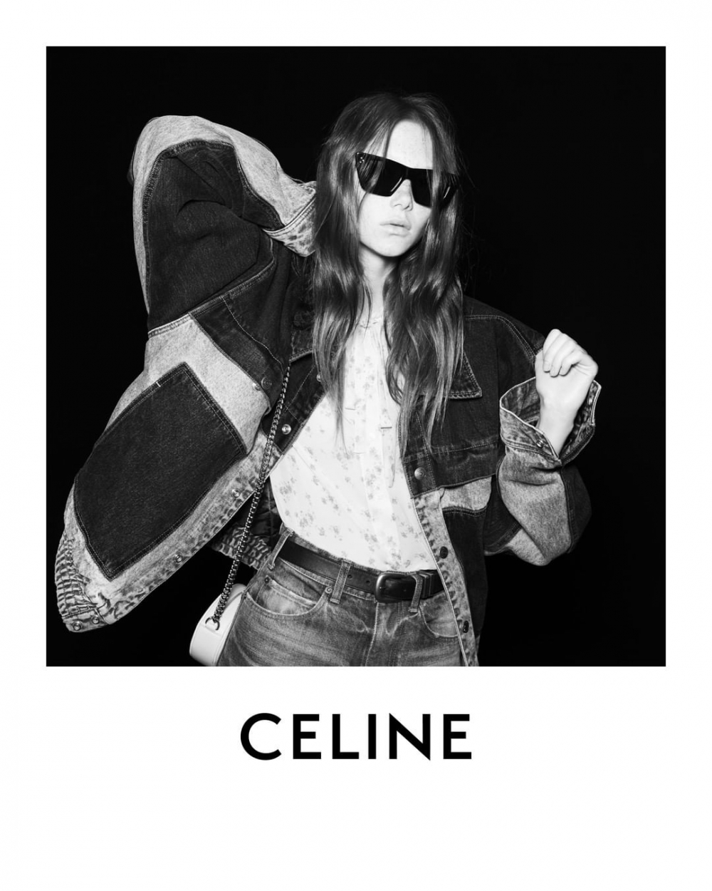 CELINE將手袋換上淡雅的抹茶綠。