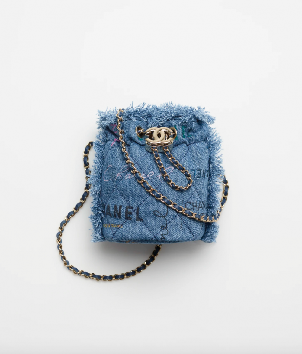 除了有一般的尺寸之外，迷你的尺寸也相當可愛。