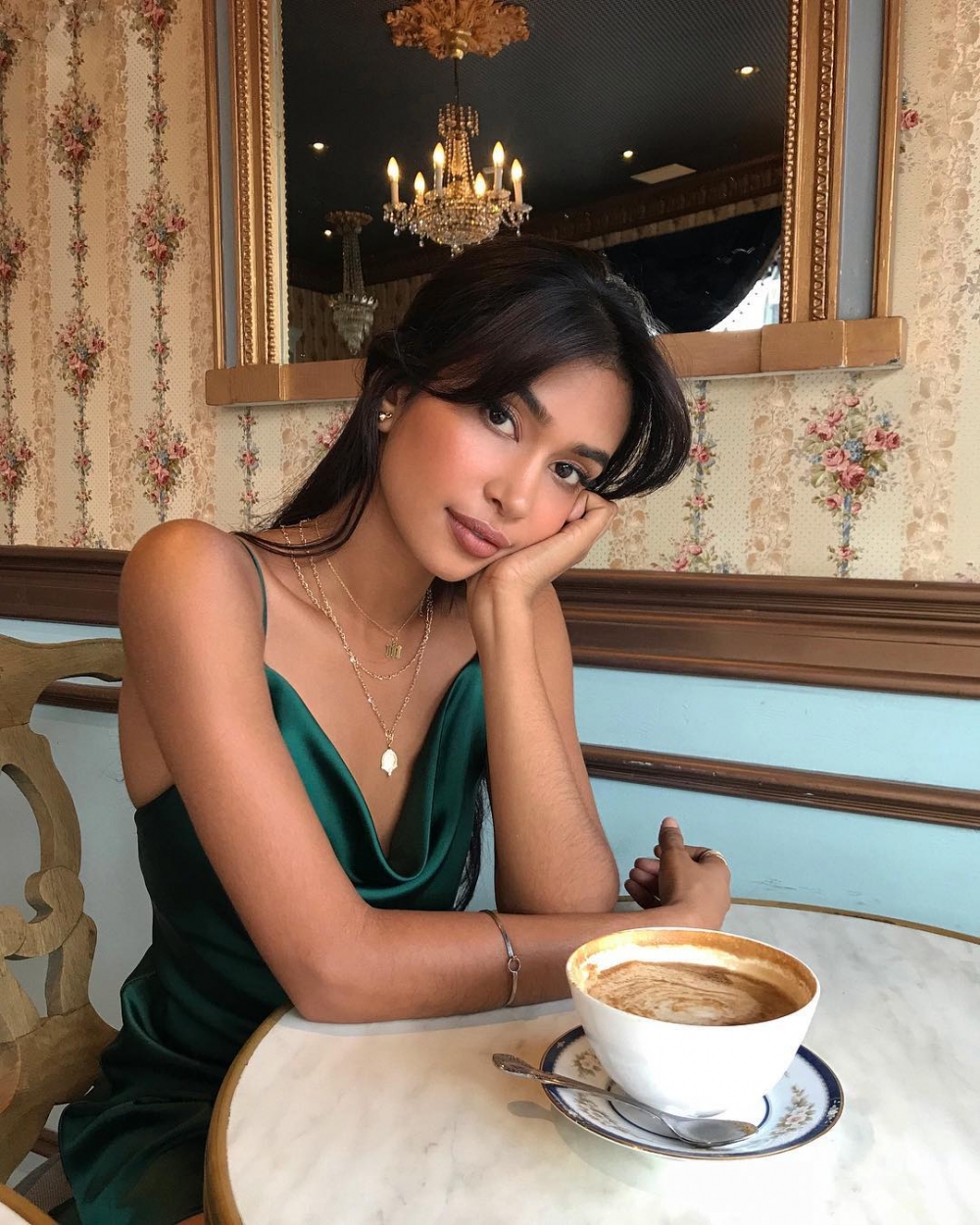 Mishti Rahman憑藉甜美長相和姣好的身材,充滿正能量的思想圈粉無數。