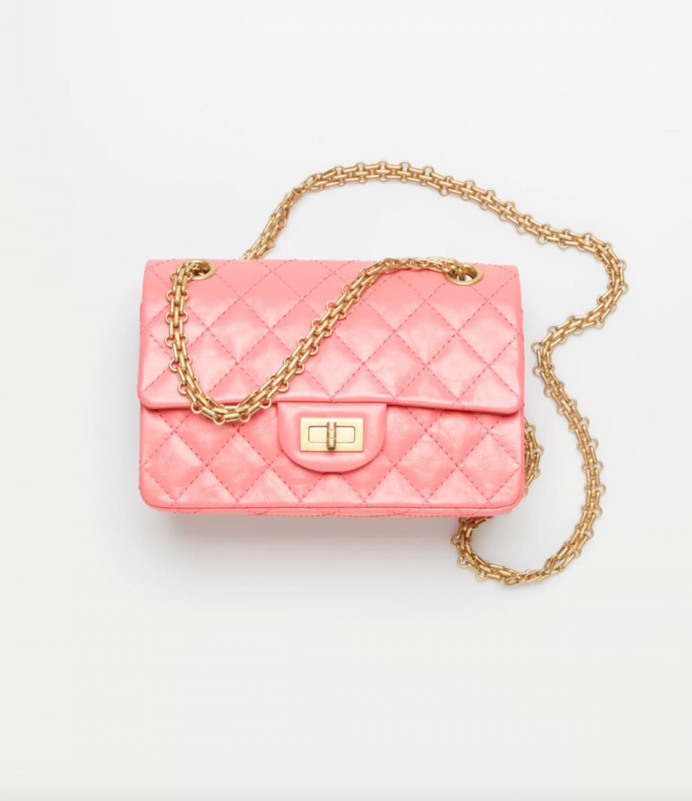 這一款Mini 2.55 Handbag粉嫩色調讓人醉心。