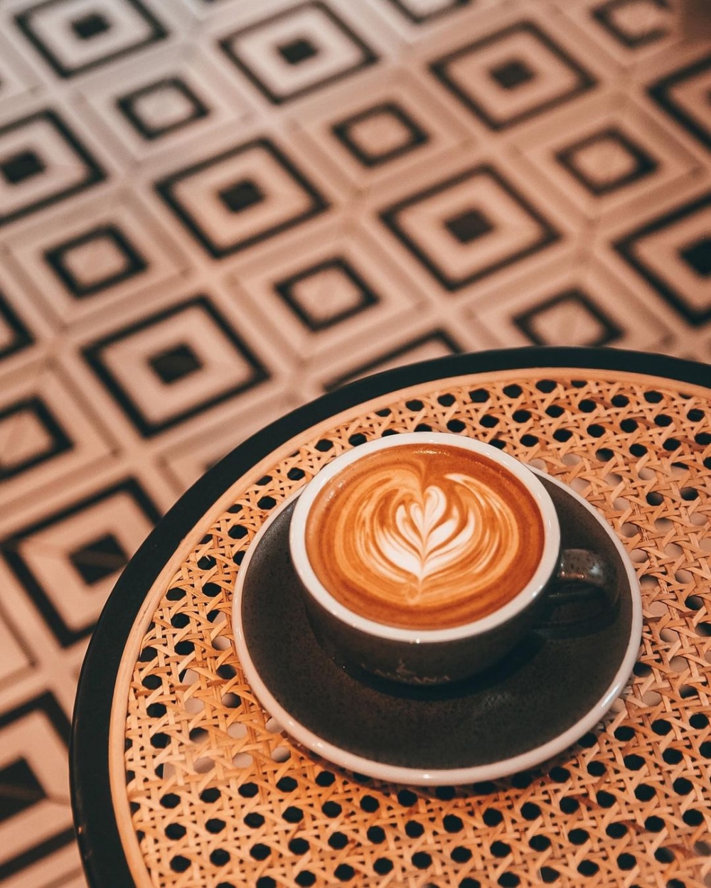 飲品的部分,基本的咖啡、拿鐵等都有提供。