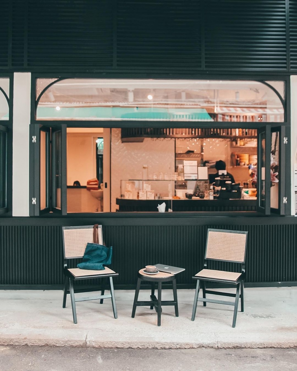 數不勝數的咖啡店,每一間與你連繫著什麼樣的感覺?