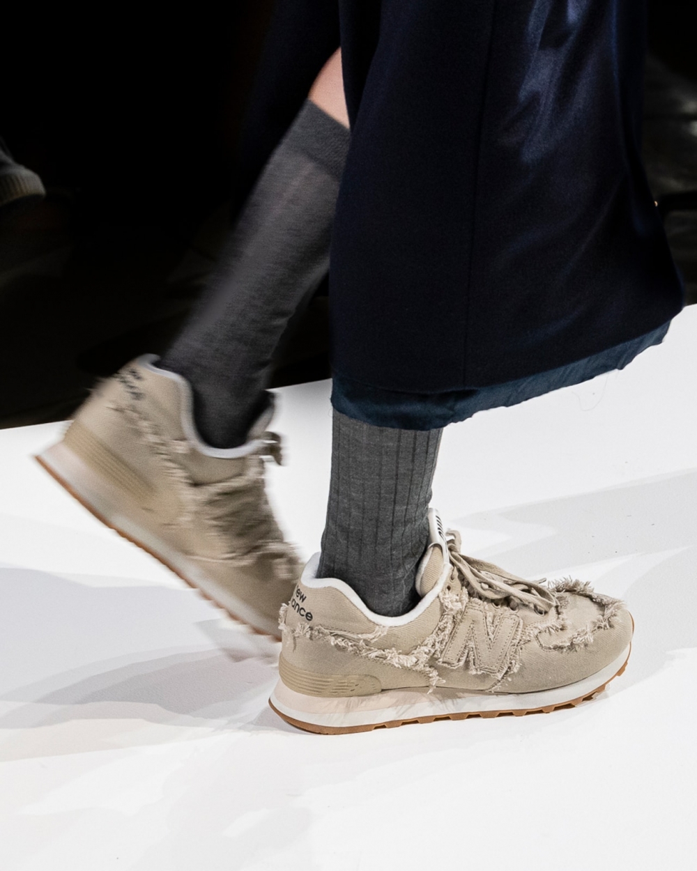 一大目光焦點，落在了其中幾位模特兒腳上...