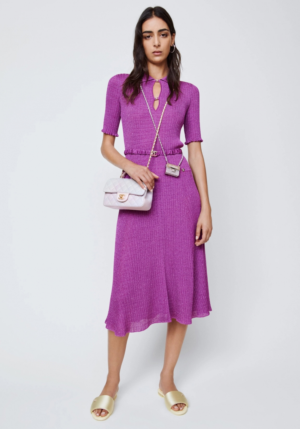 在CHANEL2022春夏之中的矚目手袋，讓人醉心。