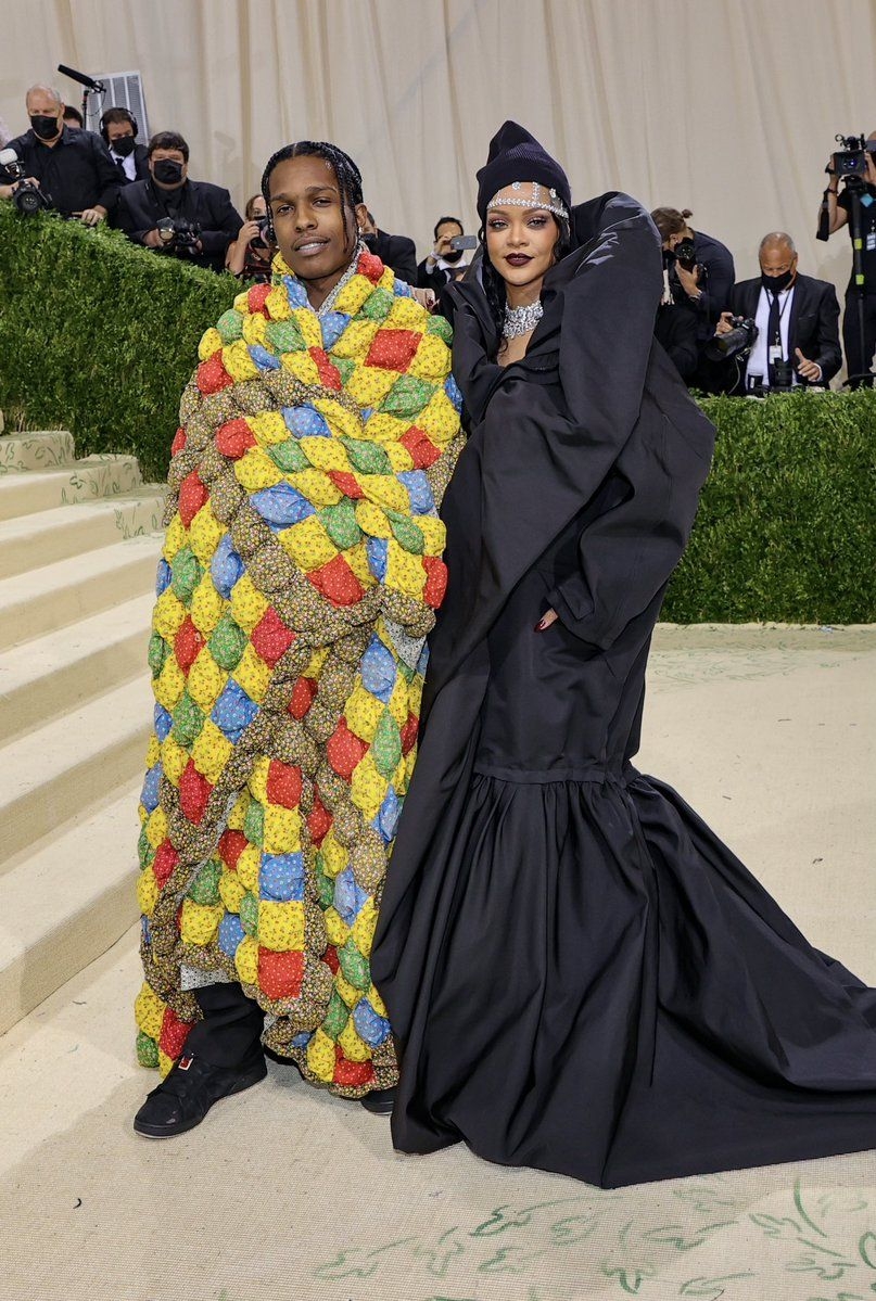 兩人也都會一同出席公開活動,大方曬恩愛。